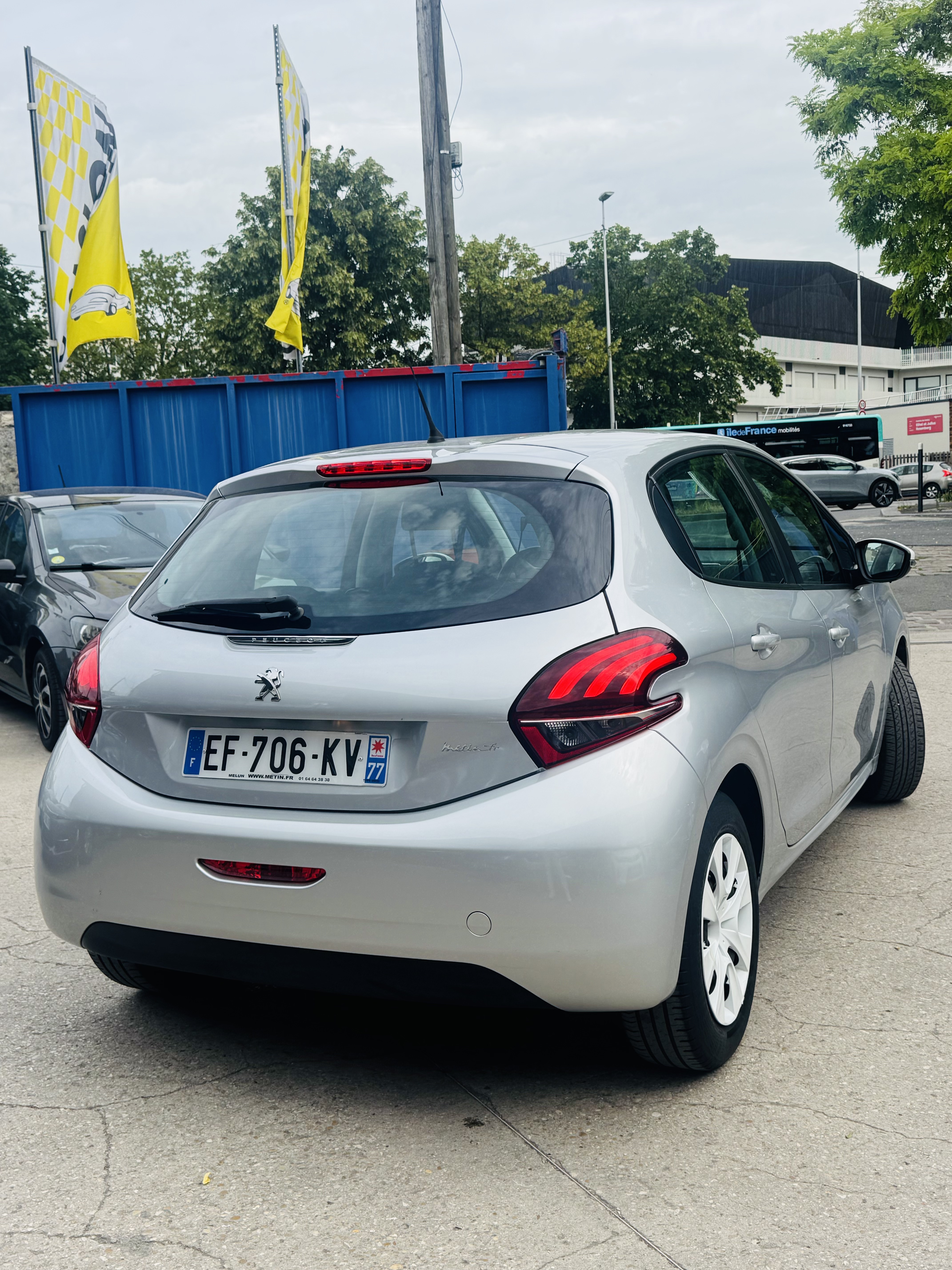 PEUGEOT 208 1.0 PURE TECH 68 LIKE photo 7
