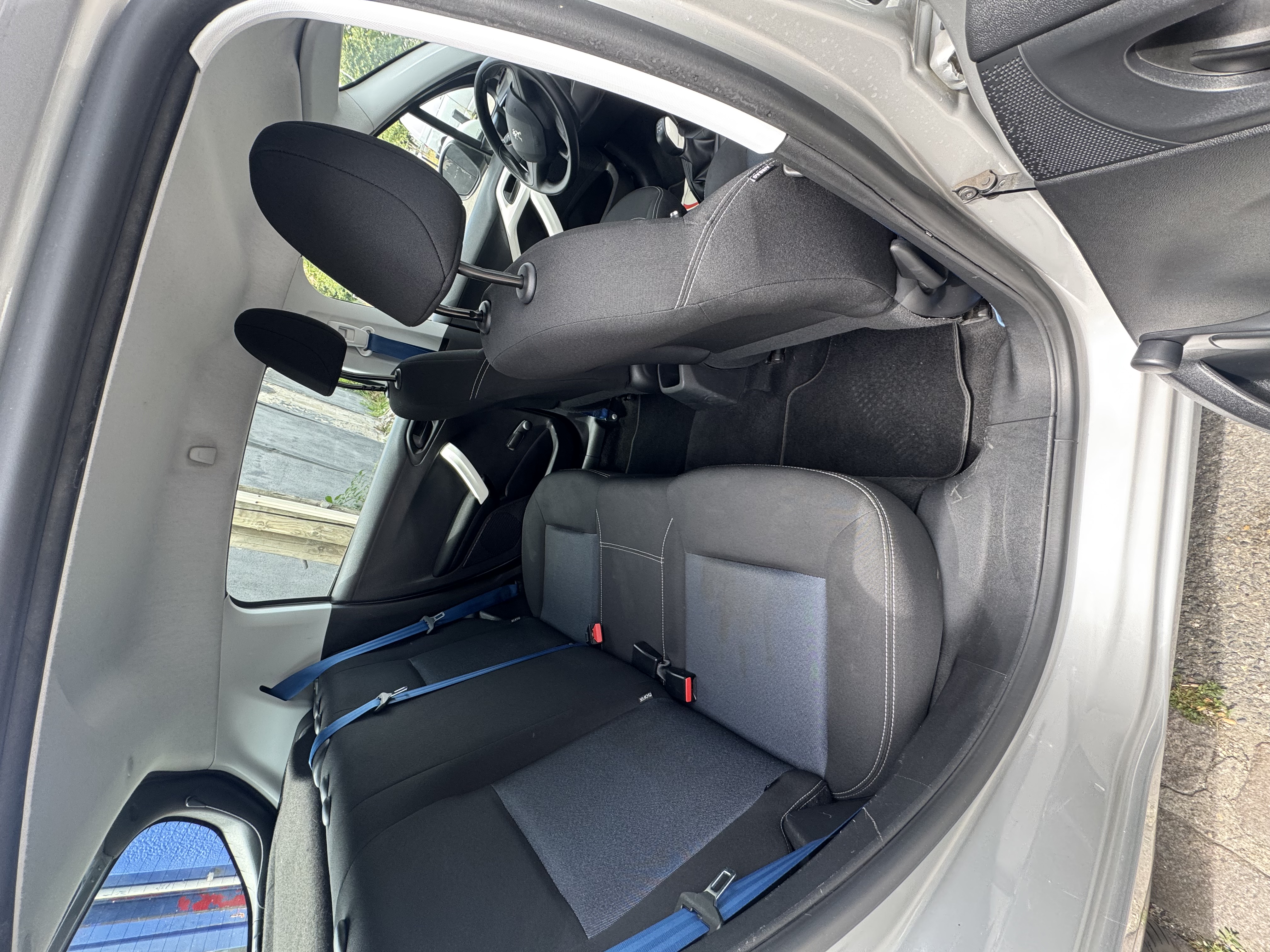 PEUGEOT 208 1.0 PURE TECH 68 LIKE photo 12