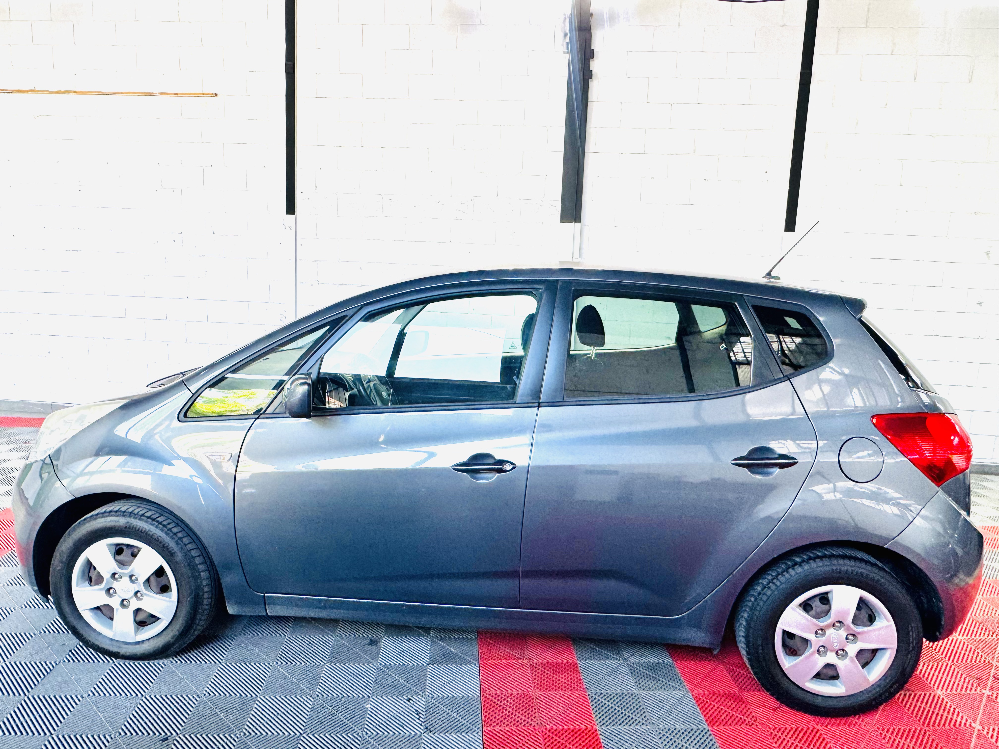 KIA VENGA 1.4 CRDI ACTIVE photo 7