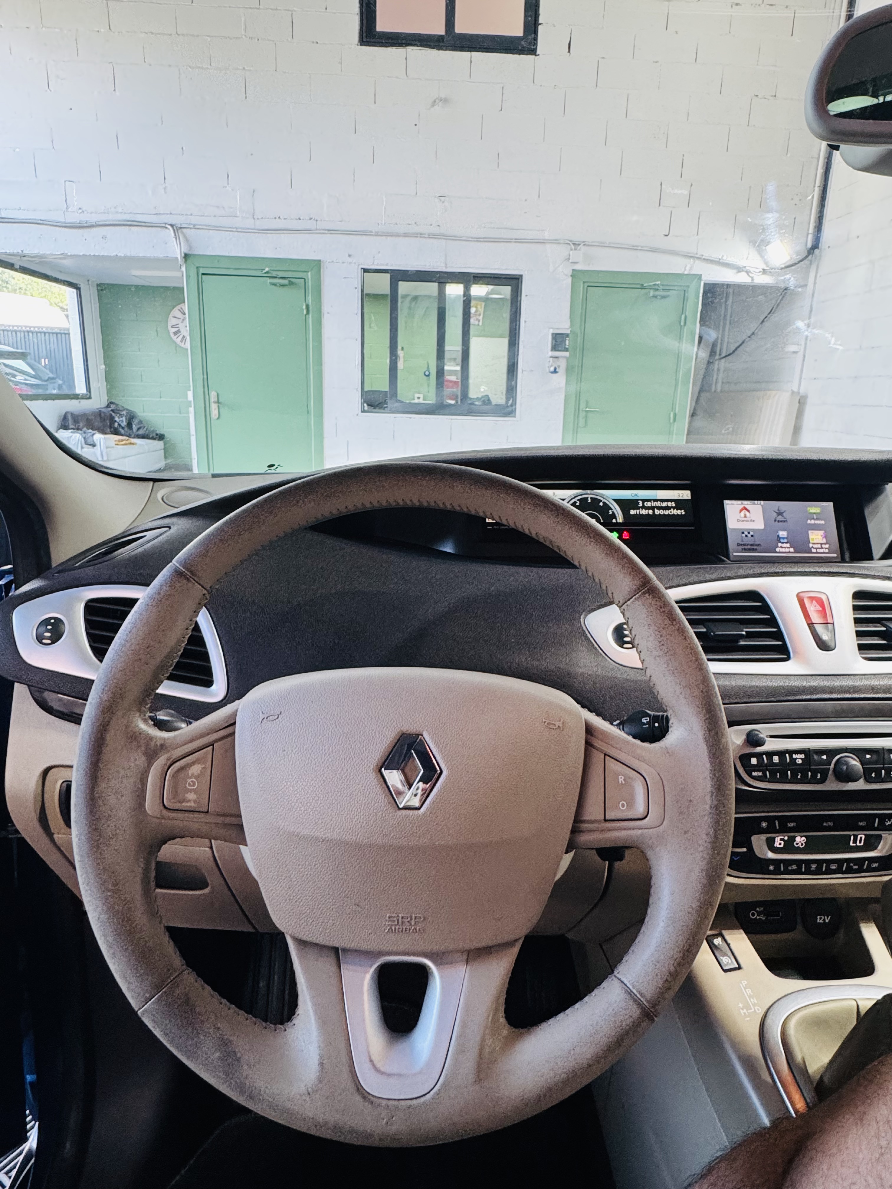 RENAULT SCENIC GRAND 2.0 DCI 150 EXCEPTION BA 7P photo 7