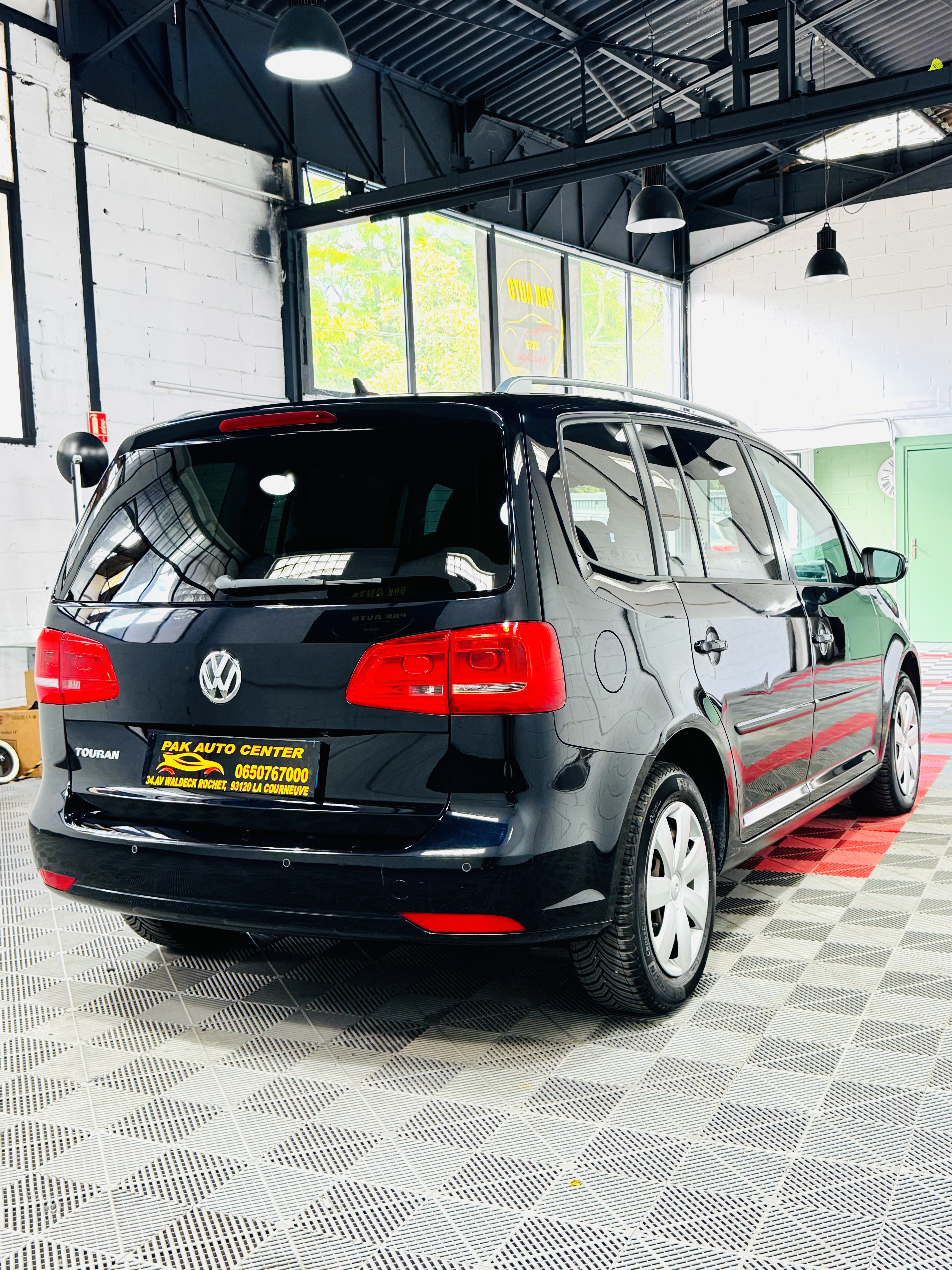 VOLKSWAGEN TOURAN 2.0 TDI 140 MATCH DSG photo 6